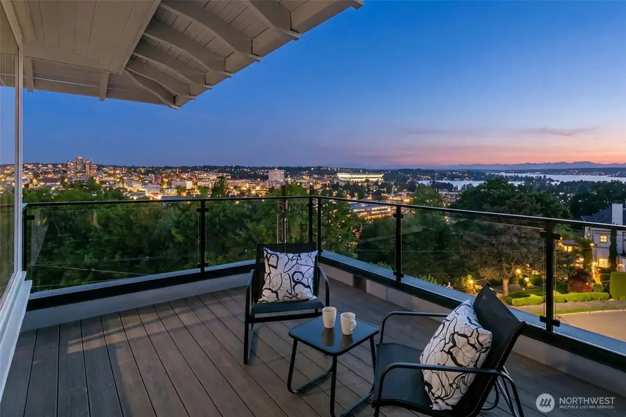 1303 E Lynn Street, Seattle, WA 98102 - #3