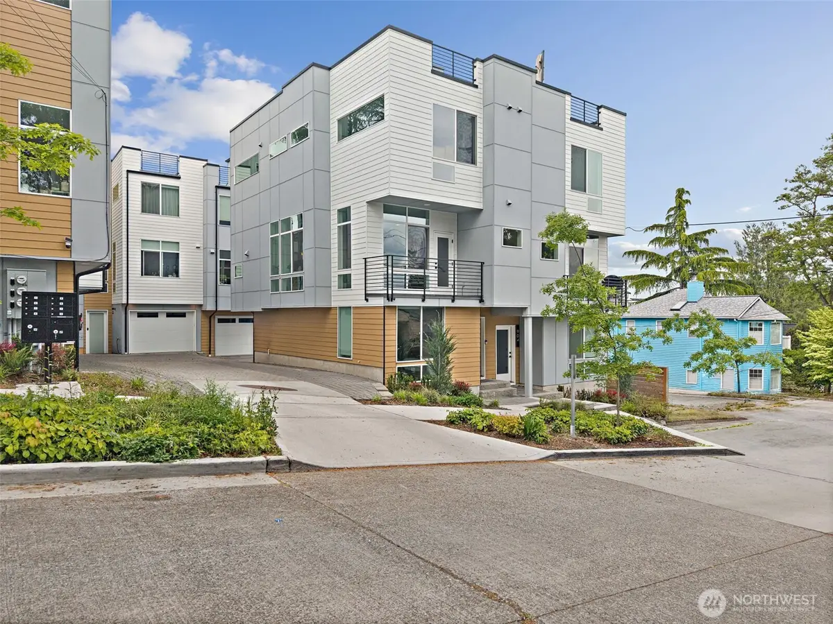 902 N 86th Street, Seattle, WA 98103 - #1