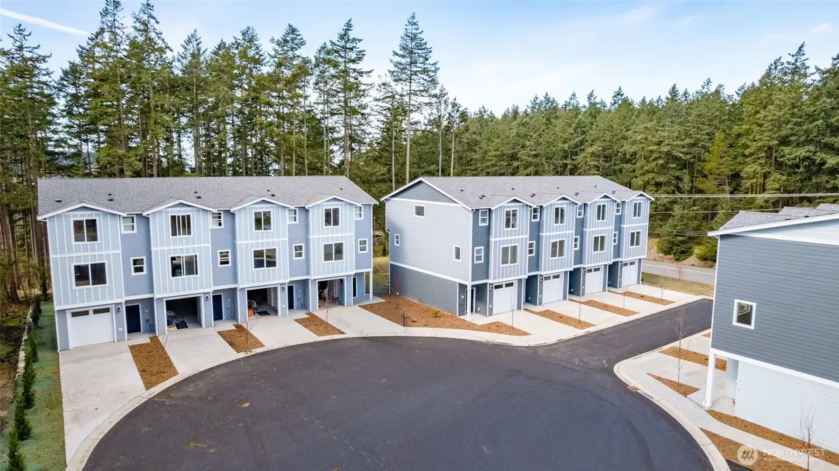 945 NW Heller Street #C3, Oak Harbor, WA 98277 - #1