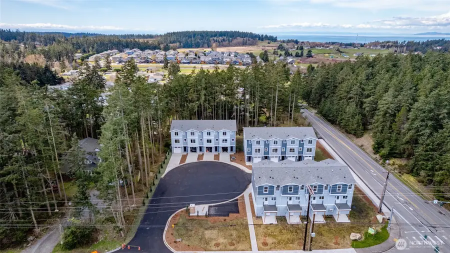 945 NW Heller Street #A2, Oak Harbor, WA 98277 - #3