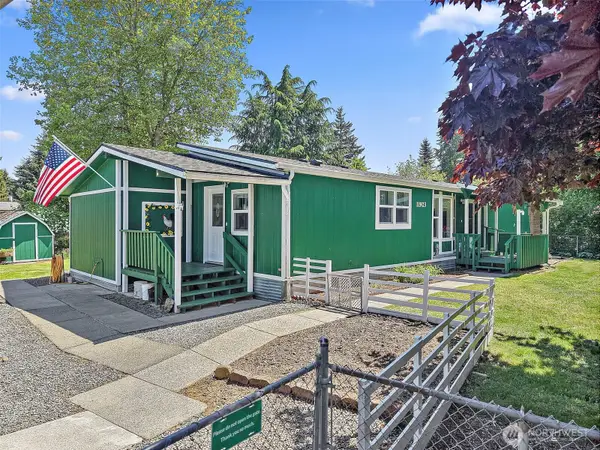 11923 240th Avenue Ct E, Buckley, WA 98321