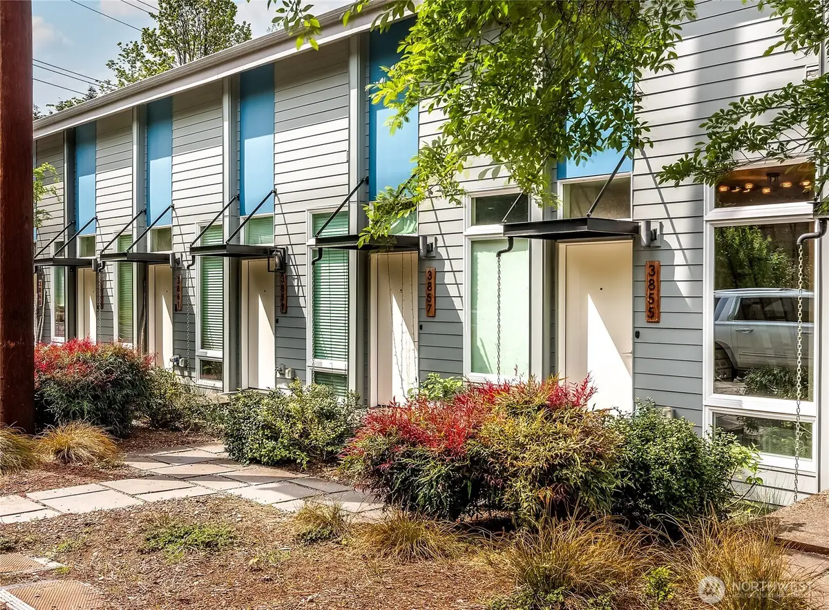 3855 21st Avenue Sw, Seattle, WA 98106 - #1