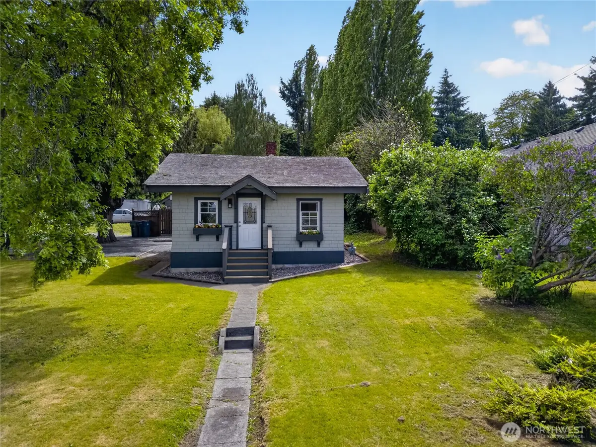 501 35th Street, Anacortes, WA 98221 - #1