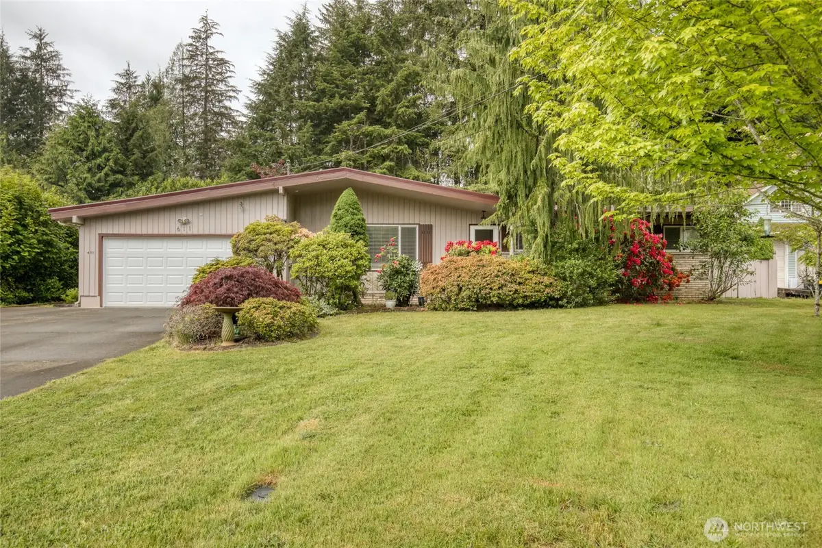 611 N 6th Street, Montesano, WA 98563 - #1