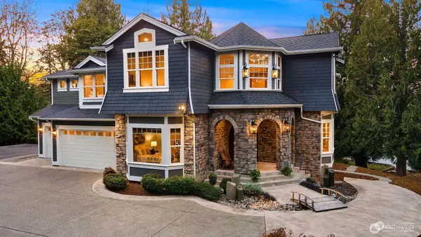 25935 SE 235th Way, Maple Valley, WA 98038
