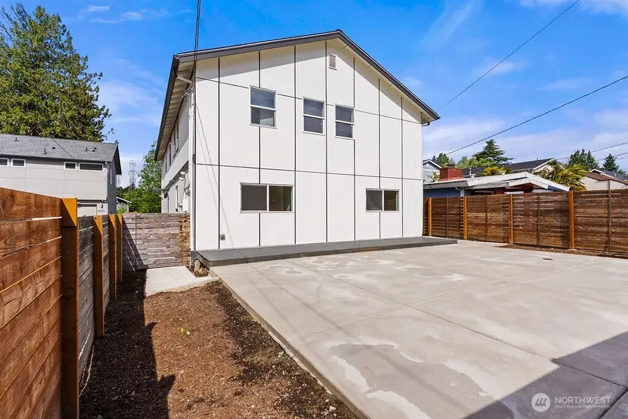 8327 44th Avenue S, Seattle, WA 98118 - #2