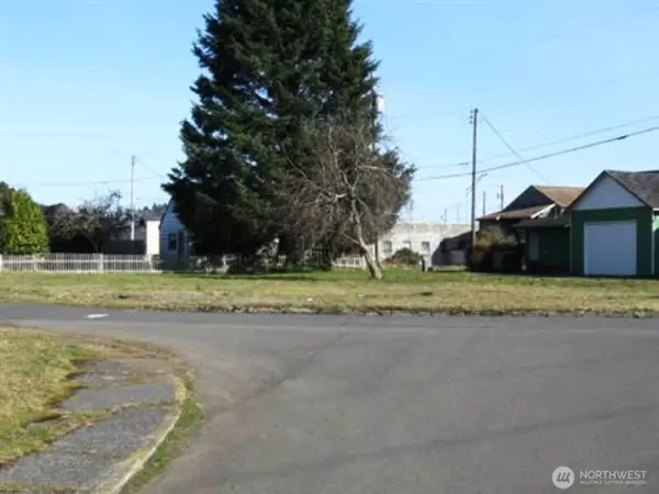 418 N Division Street, Aberdeen, WA 98520