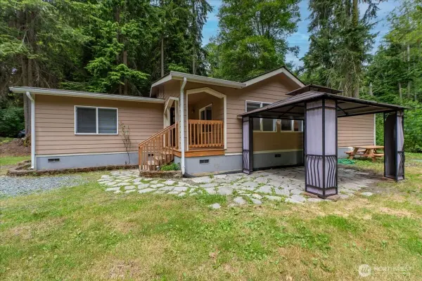 2579 Green Acres Lane, Oak Harbor, WA 98277