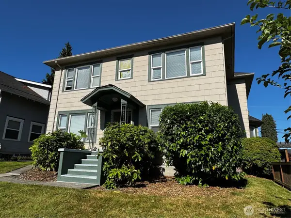 3210 Grand Avenue, Everett, WA 98201