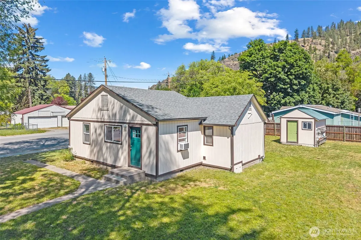 380 W 5th Avenue, Kettle Falls, WA 99141 - #1
