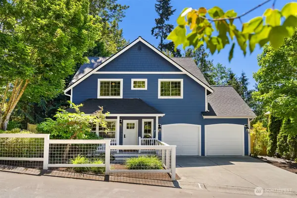 705 Moji Lane Nw, Bainbridge Island, WA 98110
