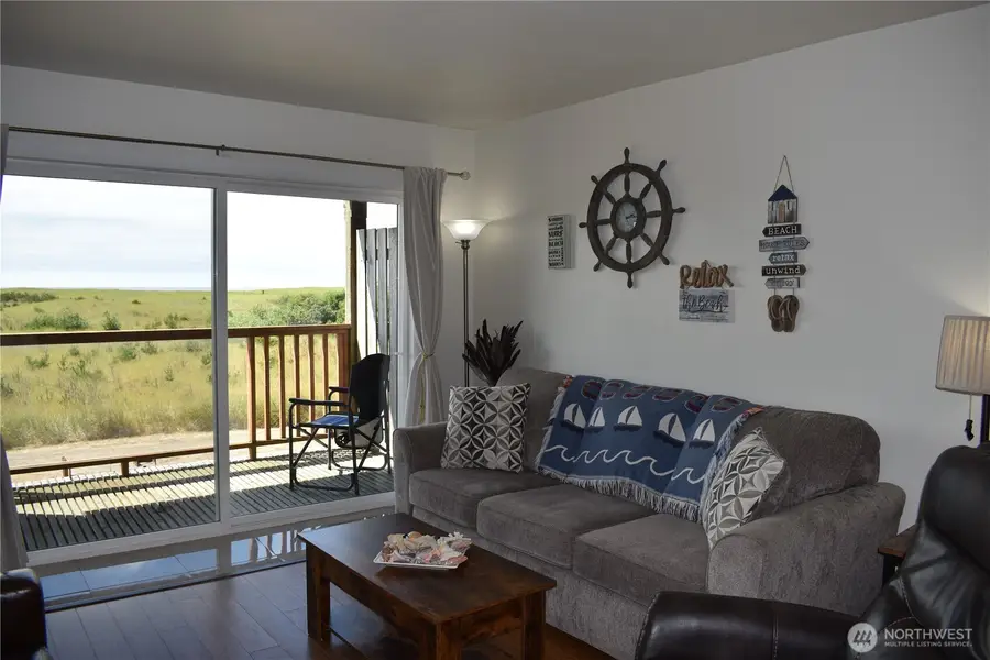 304 14th Street Nw #217, Long Beach, WA 98631 - #3