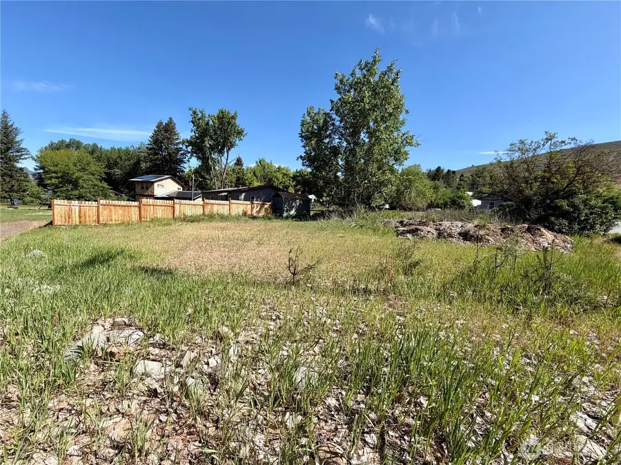 623 Main St #TAX 1 LOT 10, Winthrop, WA 98862 - #3
