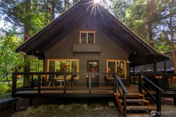 7125 Cougar Gap, Deming, WA 98244