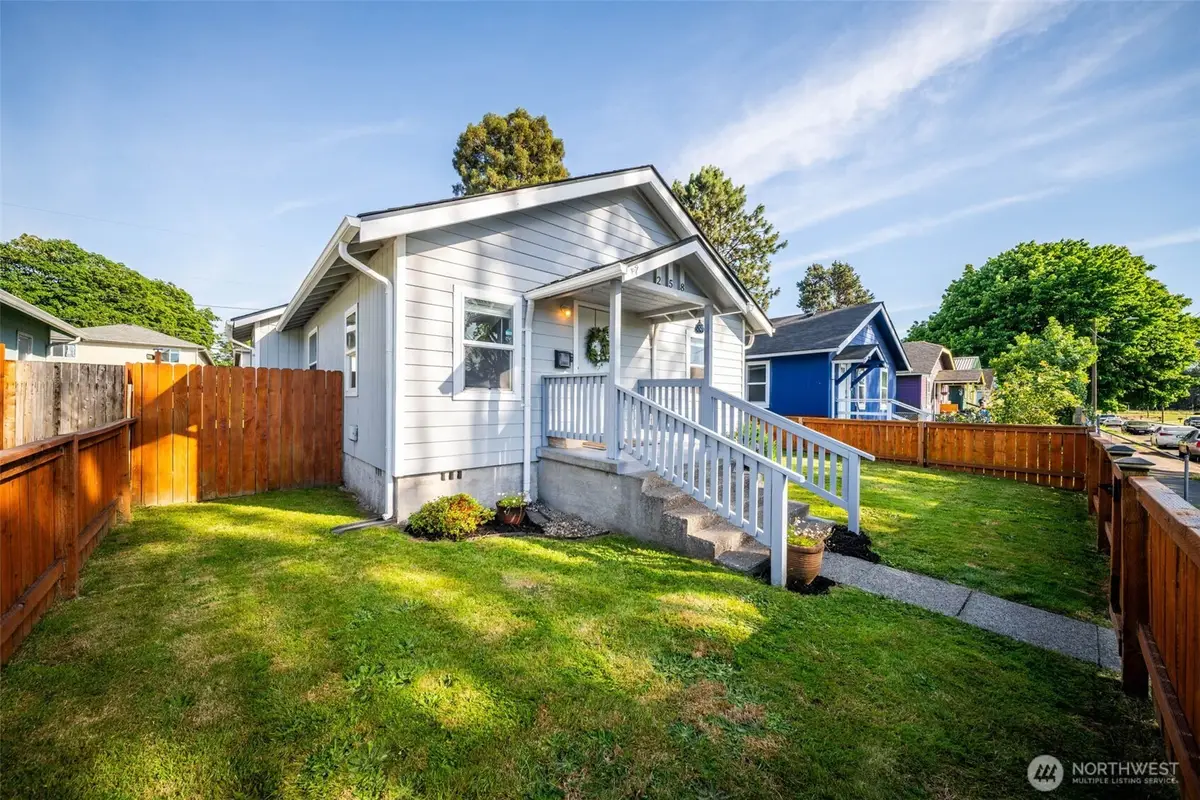 258 21st Avenue, Longview, WA 98632 - #1