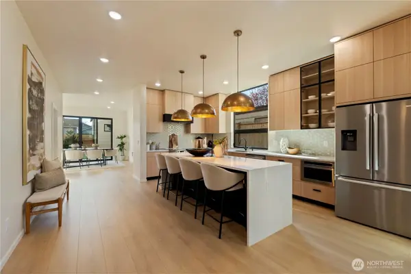 10328 14th Avenue Nw, Seattle, WA 98177
