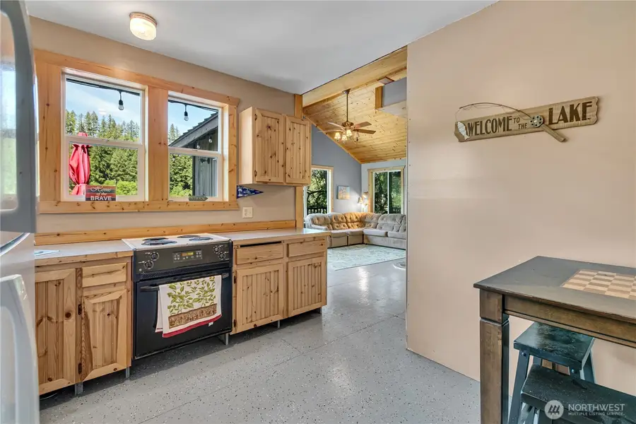 39420 Ski Park Road E, Eatonville, WA 98328 - #2