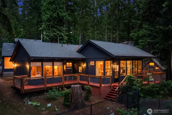 5415 Crescent Beach Road Nw, Vaughn, WA 98394