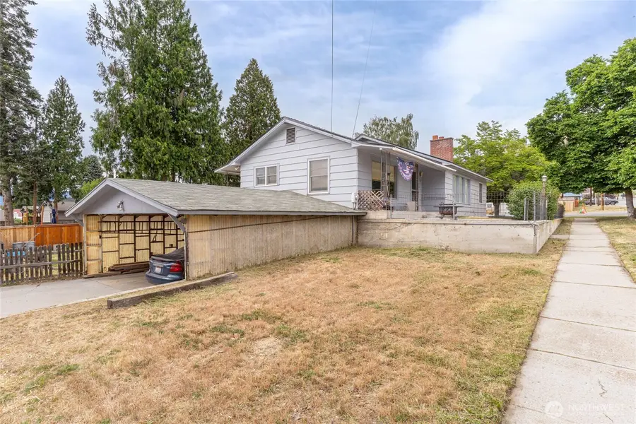 417 N Sanders Street, Chelan, WA 98816 - #2