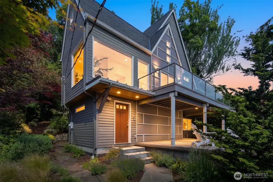 4622 57th Avenue Sw, Seattle, WA 98116 - #3