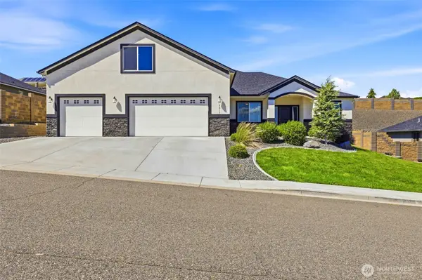 5013 Meadow View Drive, Pasco, WA 99301