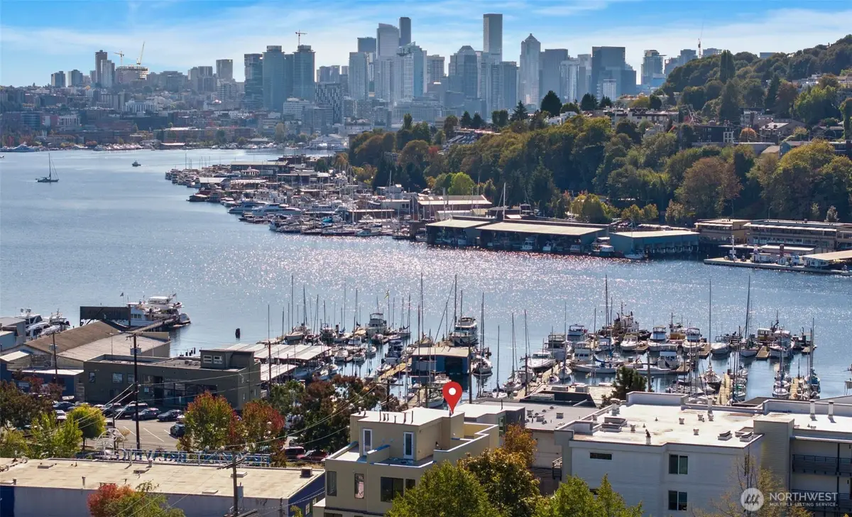 955 N 35th Street, Seattle, WA 98103 - #1