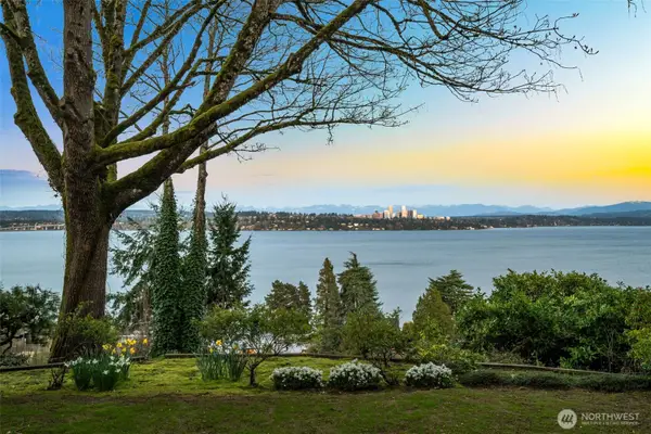 520 36th Avenue E #2, Seattle, WA 98112