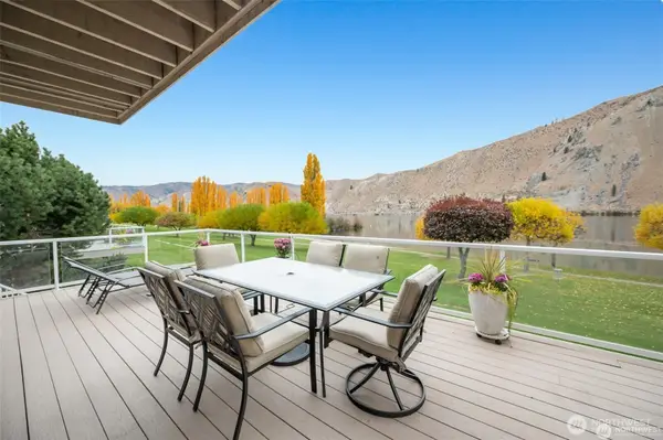 345 Lakefront Drive, Orondo, WA 98843