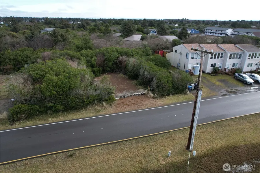 942 Ocean Shores Boulevard Sw #06, Ocean Shores, WA 98569 - #2