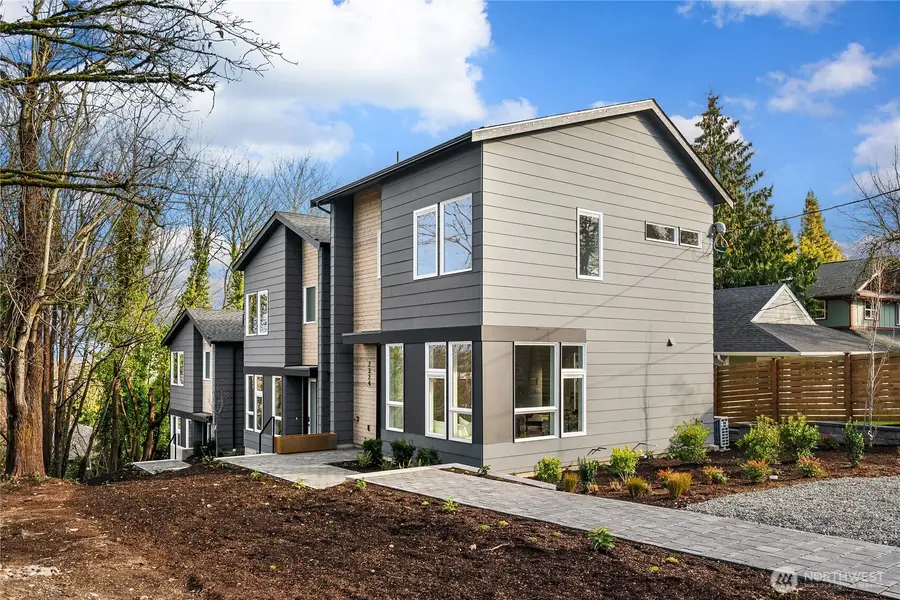 7324 7th Place Sw #A, Seattle, WA 98106 - #2
