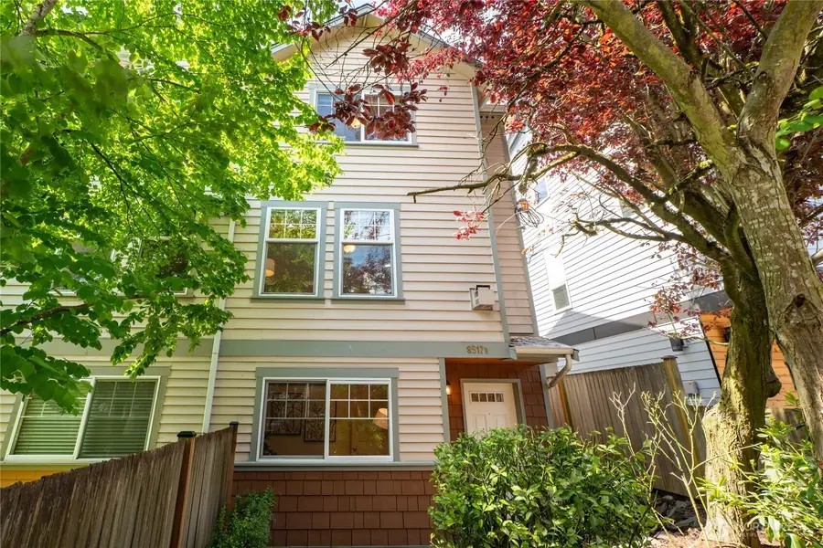 8517 Stone Avenue N, Seattle, WA 98103 - #2