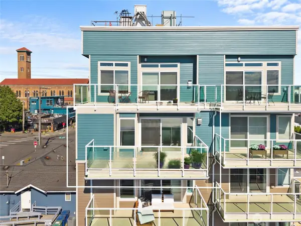 4409 California Avenue Sw #503, Seattle, WA 98116