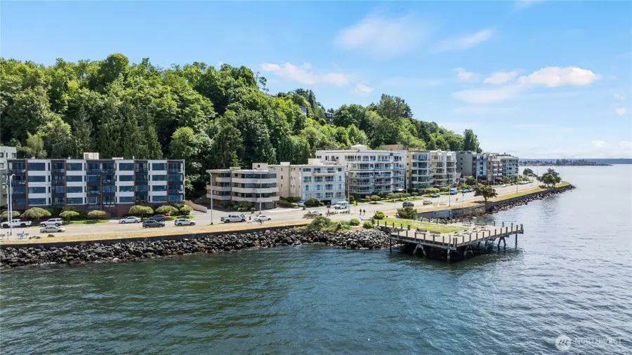 1156 Alki Avenue Sw #104, Seattle, WA 98116 - #2