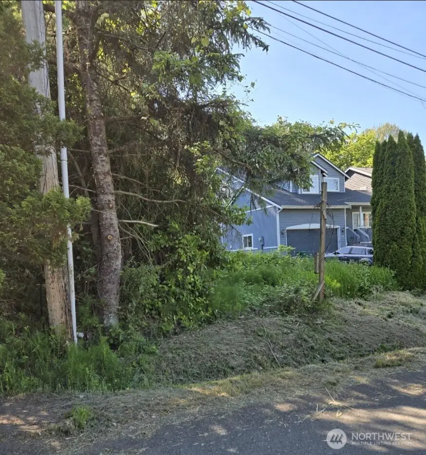 13041 33rd Avenue S #12, Tukwila, WA 98168 - #1