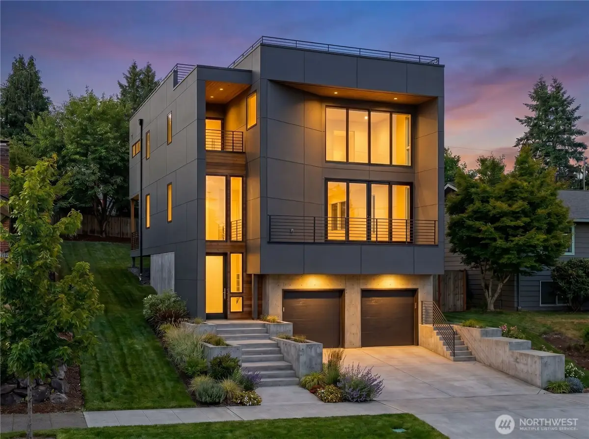 8022 Fauntleroy Way Sw, Seattle, WA 98136 - #1