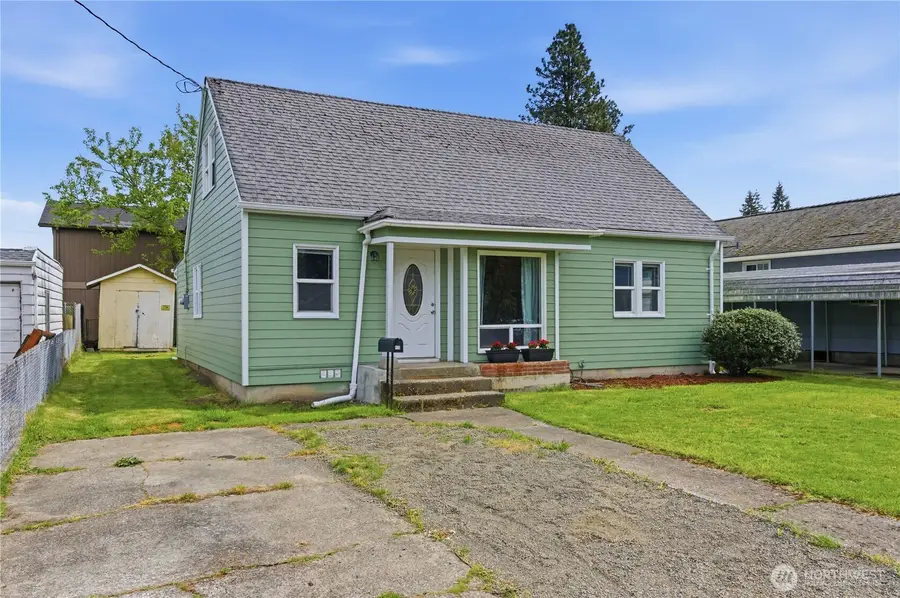 416 NW 5th Avenue, Kelso, WA 98626 - #2