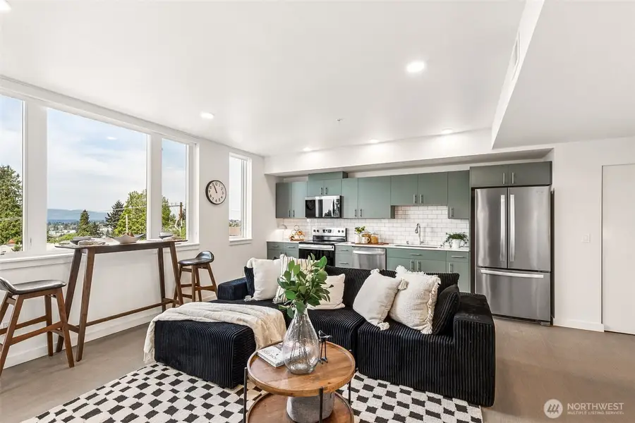 5819 Phinney Avenue N #405, Seattle, WA 98103 - #2