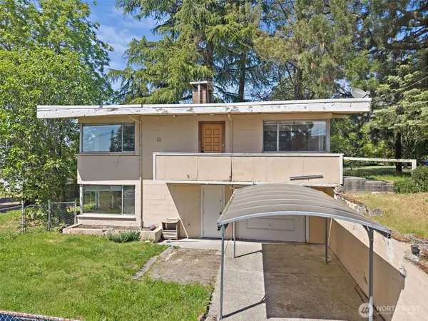 7529 Beacon Avenue S, Seattle, WA 98118