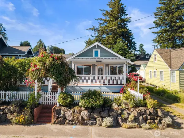 2708 E 10th Street, Bremerton, WA 98310
