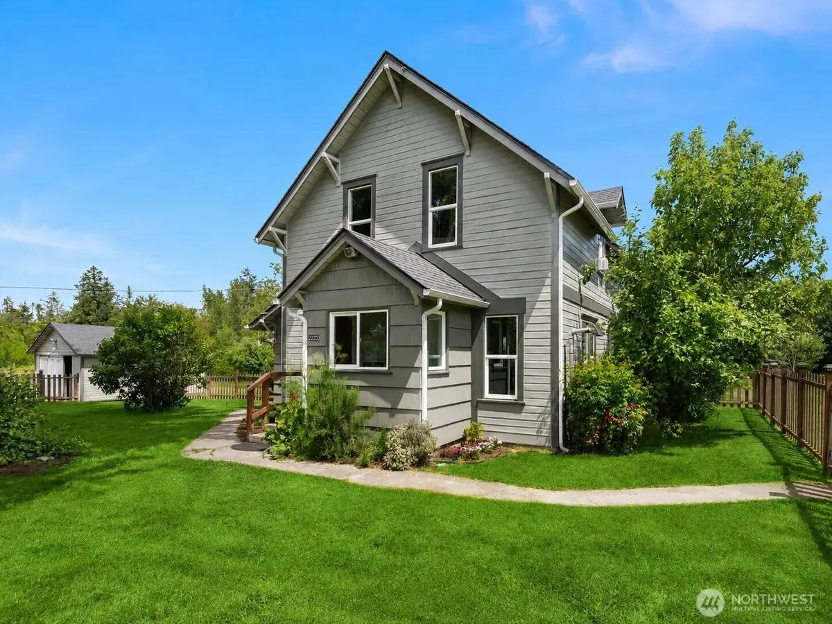 22203 117th Avenue E, Graham, WA 98338 - #1