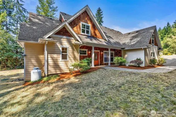 2219 NE Riddell Road, Bremerton, WA 98310
