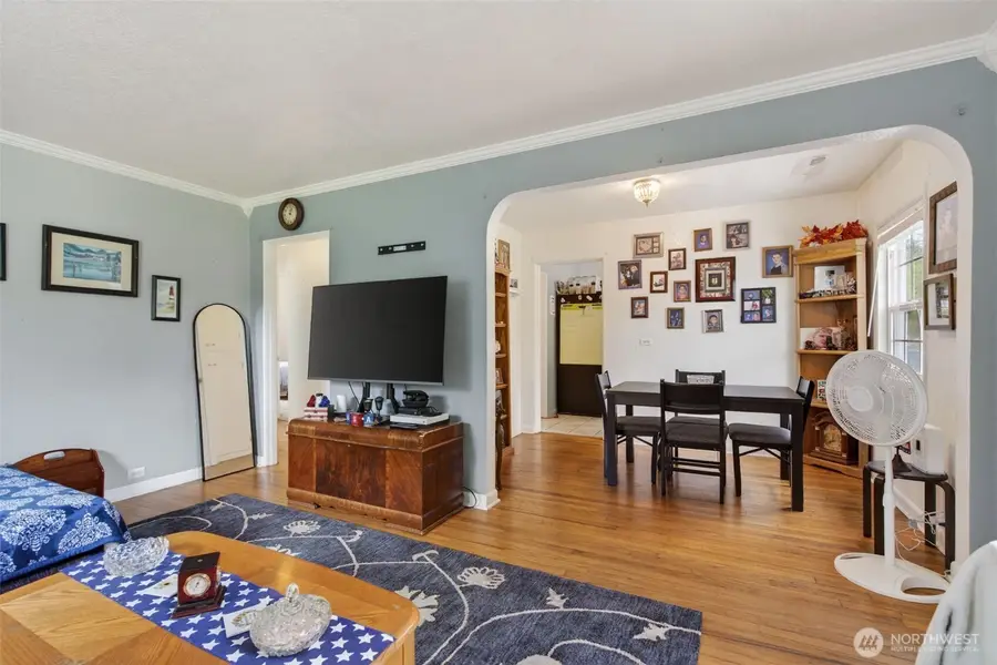 102 Nelson Avenue, Kelso, WA 98626 - #2