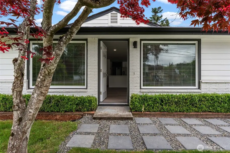 8827 D Street E #1, Tacoma, WA 98445 - #3