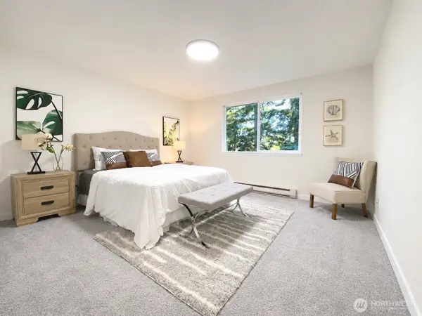 9302 Redmond Woodinville Rd Ne #206, Redmond, WA 98052