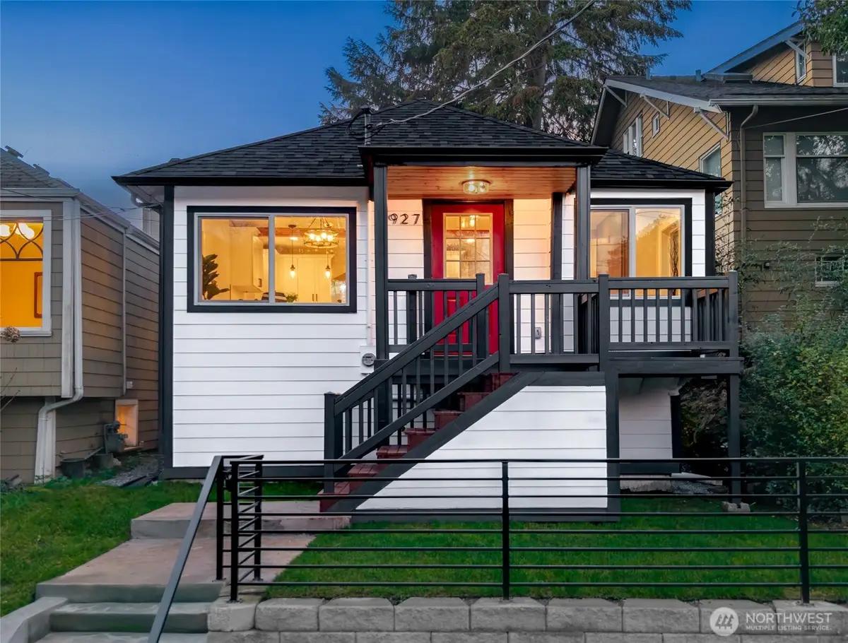 1927 42nd Avenue Sw, Seattle, WA 98116 - #1