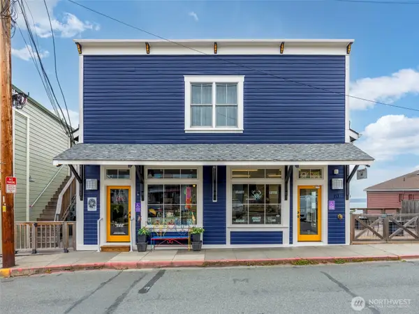 10 NW Front Street, Coupeville, WA 98239