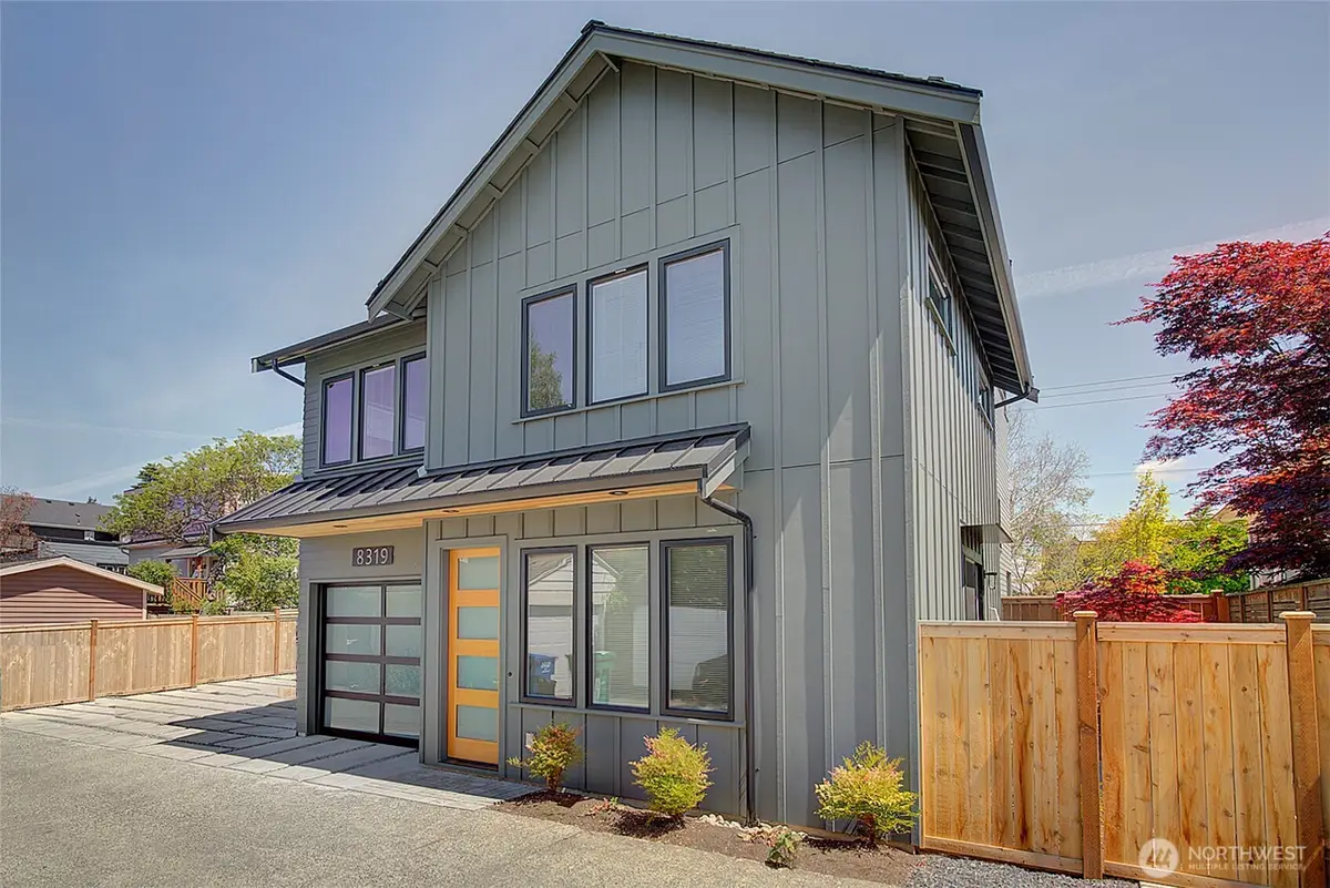 8319 25th Avenue Nw, Seattle, WA 98117 - #1