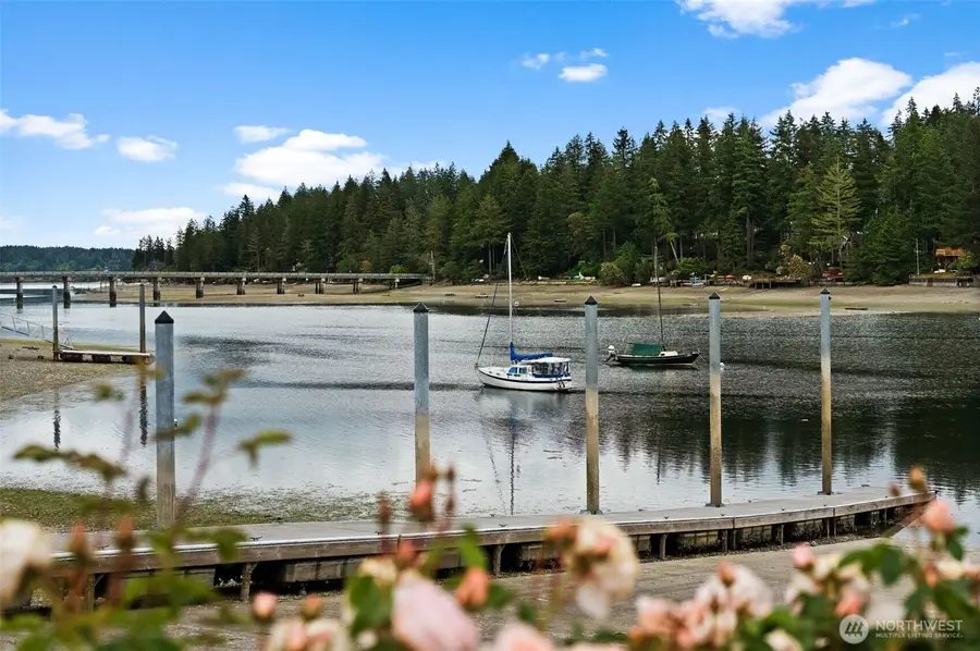 821 E Treasure Island Drive #213, Allyn, WA 98524 - #3