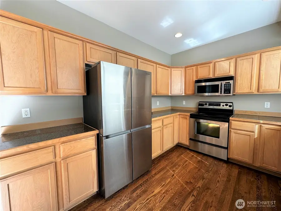 20431 SE 261st Place, Covington, WA 98042 - #2