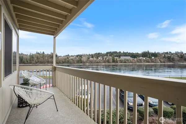 1735 Park Avenue #B201, Bremerton, WA 98337